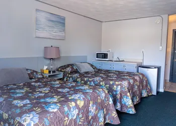Skyline Motel & Campus Inn hotel thumbnail 8