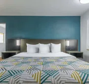 Studio 6 Suites Madera, California - Yosemite hotel detail image 7