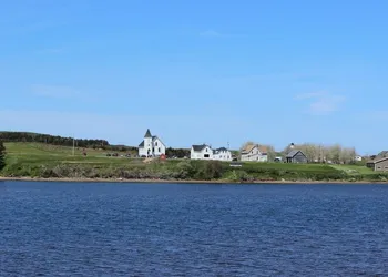 Duck Cove Inn hotel thumbnail 8
