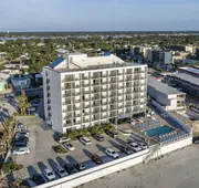 Tropical Winds Oceanfront Hotel hotel detail image 4