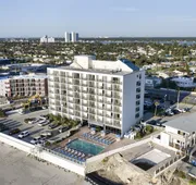Tropical Winds Oceanfront Hotel hotel detail image 5