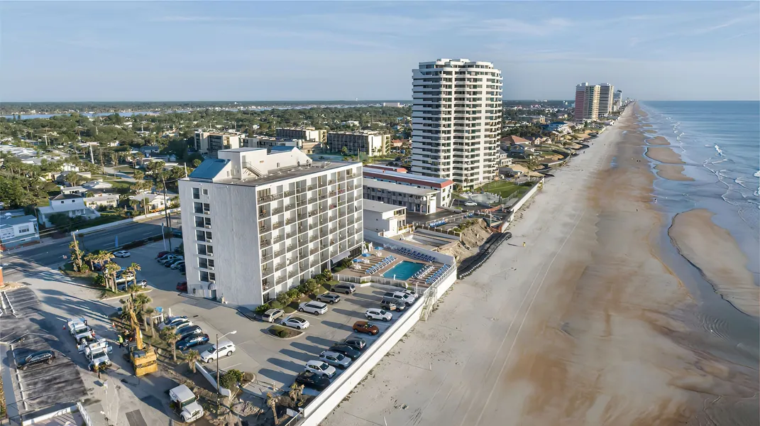 Tropical Winds Oceanfront Hotel hotel detail image 6