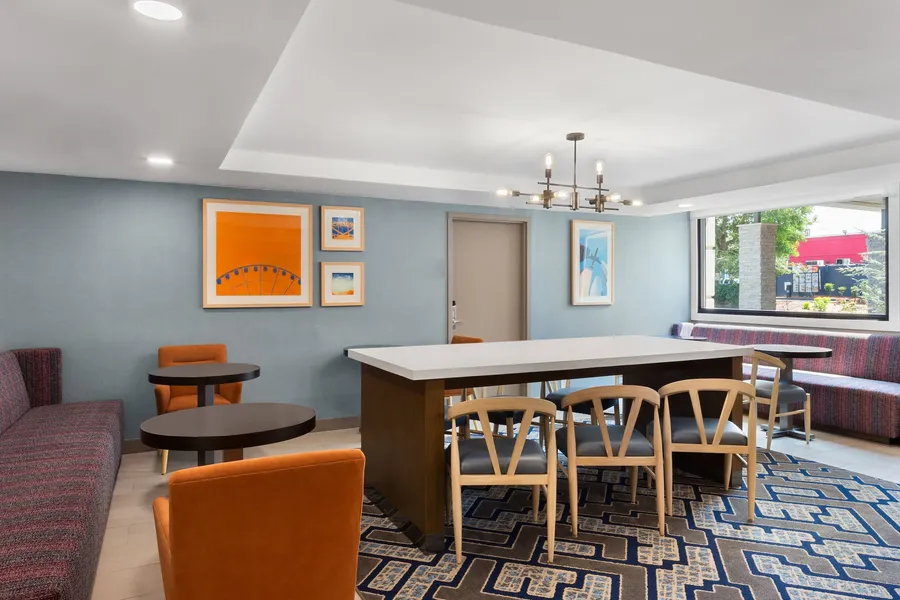 Holiday Inn Express Atlanta Airport - North by IHG hotel detail image 6