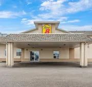 Super 8 by Wyndham Meadow Lake hotel detail image 4