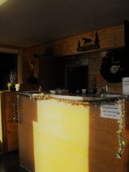 Eagle Crater Lake Inn hotel detail image 2