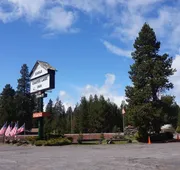 Eagle Crater Lake Inn hotel detail image 4