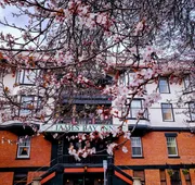 James Bay Inn Hotel & Suites hotel detail image 3