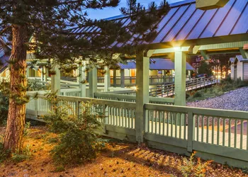 Canadian Princess Lodge & Marina hotel thumbnail 7