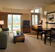 Executive Suites Hotel & Resort, Squamish hotel detail image 7
