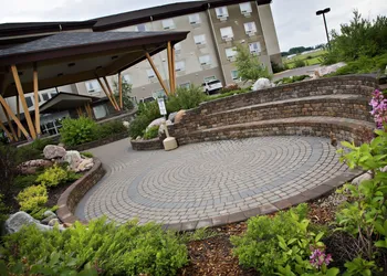 Gold Eagle Lodge hotel thumbnail 4
