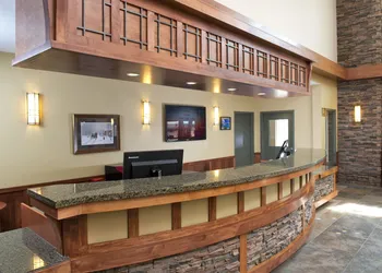 Gold Eagle Lodge hotel thumbnail 6