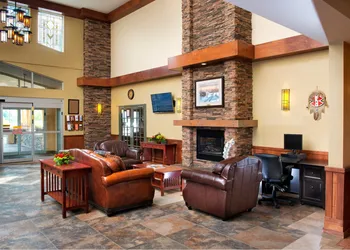 Gold Eagle Lodge hotel thumbnail 8