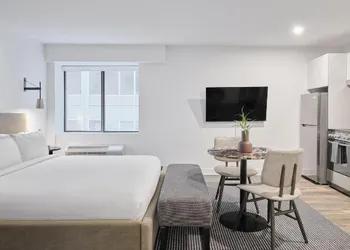 The Arlo Hotel BW Signature Collection hotel thumbnail 4