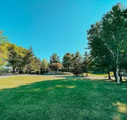 Super 8 by Wyndham Gananoque/Country Squire Resort hotel detail image 3