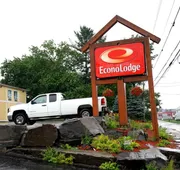 Econo Lodge hotel detail image 4