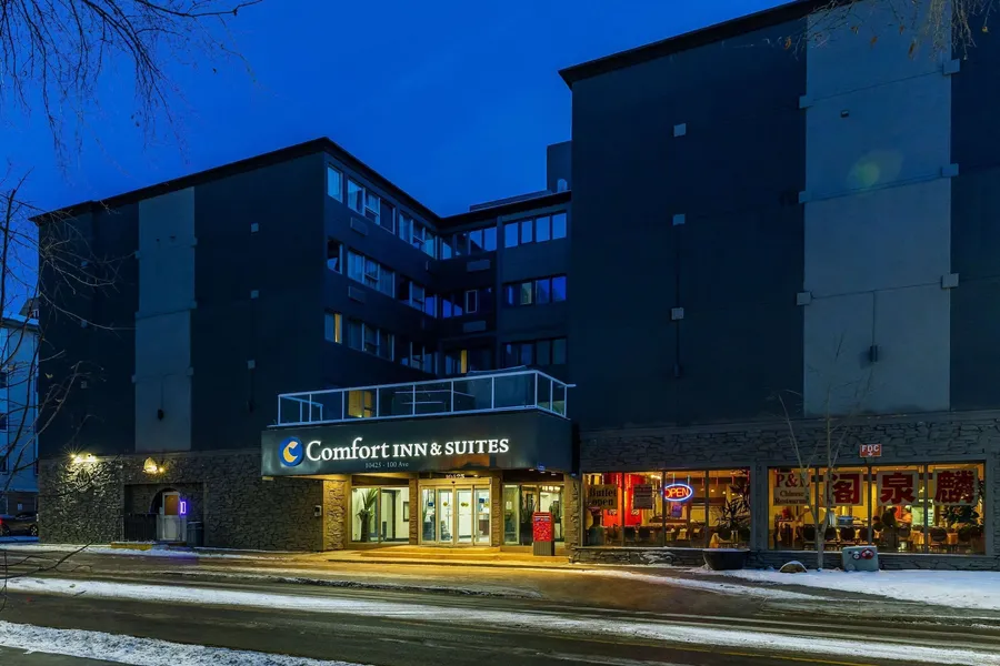 Comfort Inn & Suites Downtown Edmonton hotel detail image 2