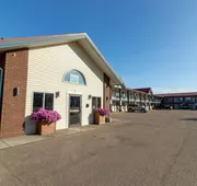Rusty's BCMInns Fort McMurray hotel detail image 3