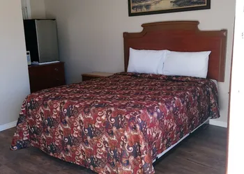 Relax Inn Collingwood hotel thumbnail 8