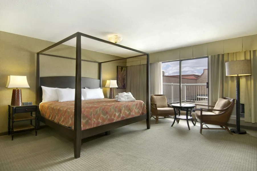 Ramada Hotel & Conference Center by Wyndham Kelowna hotel detail image 6
