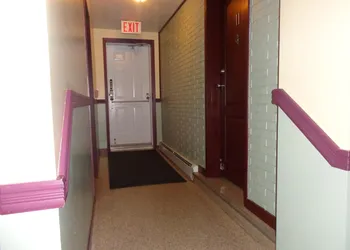 Happy Motel hotel thumbnail 3