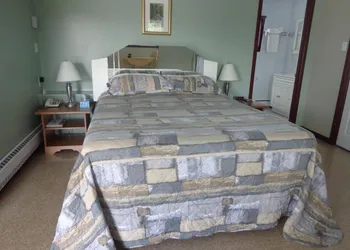 Happy Motel hotel thumbnail 5