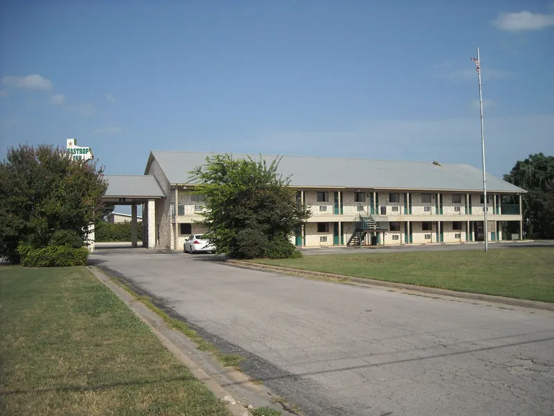Bastrop Inn hotel detail image 2