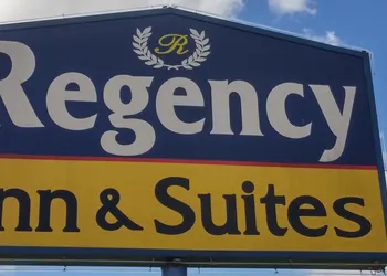 Country Regency Inn & Suites hotel thumbnail 2