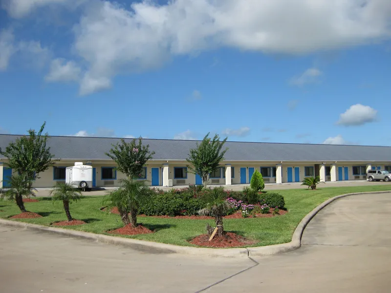 Scottish Inn and Suites hotel detail image 2