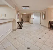La Quinta Inn & Suites by Wyndham Tampa Fairgrounds - Casino hotel detail image 7