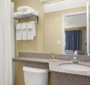 Days Inn by Wyndham Middletown hotel detail image 7