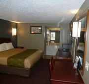 Econo Lodge Pittsburgh I-79 hotel detail image 5