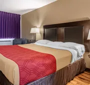 Econo Lodge Sebring hotel detail image 5