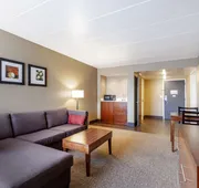 Comfort Inn & Suites Aberdeen near APG hotel detail image 7
