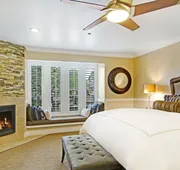 Carriage House Inn hotel detail image 4