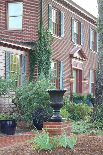 Williamsburg Manor B&B hotel detail image 6