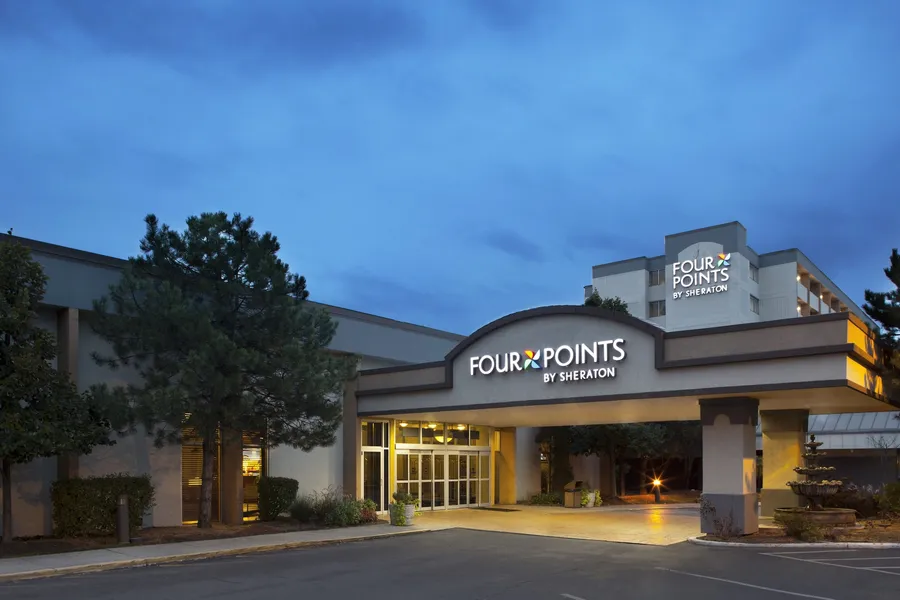 Four Points by Sheraton Chicago O'Hare Airport hotel detail image 2