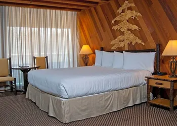 Lakeside Inn & Casino hotel thumbnail 4