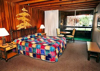 Lakeside Inn & Casino hotel thumbnail 5