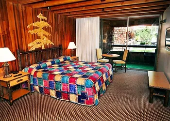 Lakeside Inn & Casino hotel thumbnail 3