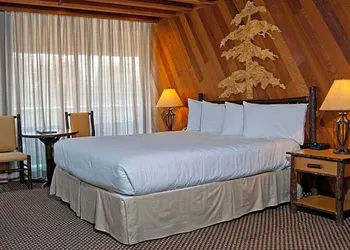 Lakeside Inn & Casino hotel thumbnail 4