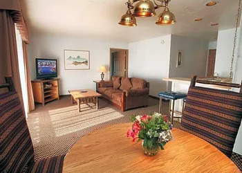 Lakeside Inn & Casino hotel thumbnail 5