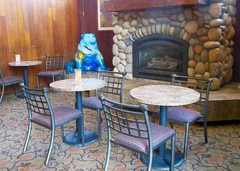 Lakeside Inn & Casino hotel thumbnail 6