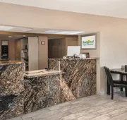 Econo Lodge Inn & Suites Yuma hotel detail image 7