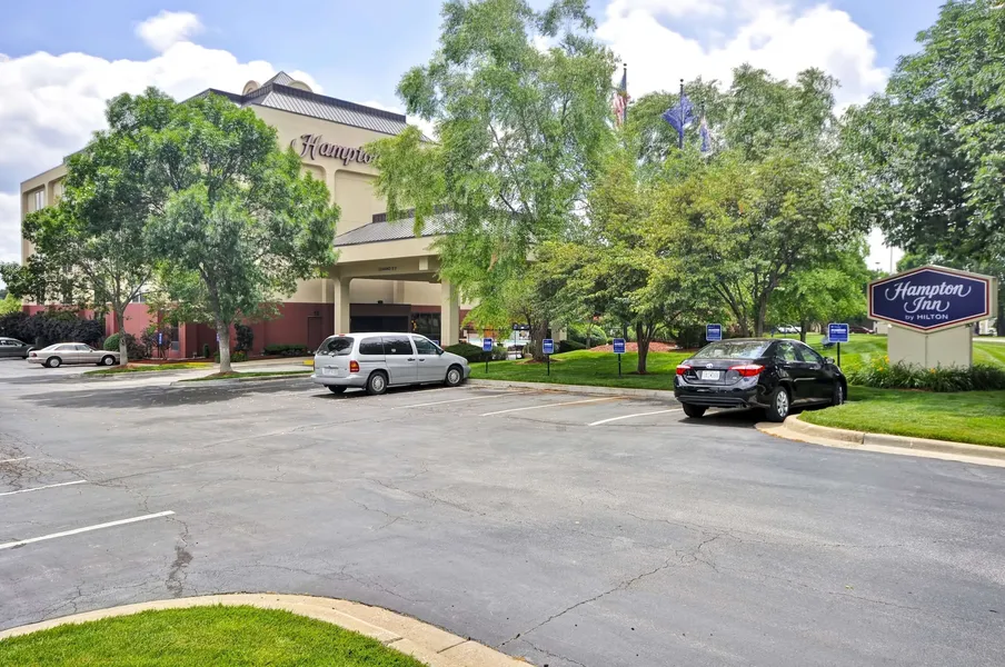 Hampton Inn Kansas City/Overland Park hotel detail image 2