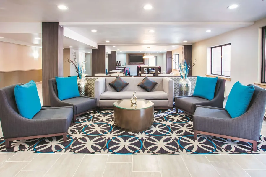 La Quinta Inn & Suites by Wyndham Cincinnati NE - Mason hotel detail image 6