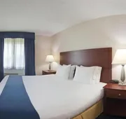 Holiday Inn Express Deforest by IHG hotel detail image 3