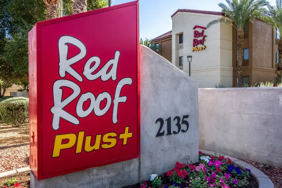 Red Roof Inn PLUS+ Tempe - Phoenix Airport hotel detail image 2