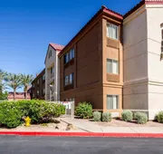 Red Roof Inn PLUS+ Tempe - Phoenix Airport hotel detail image 3