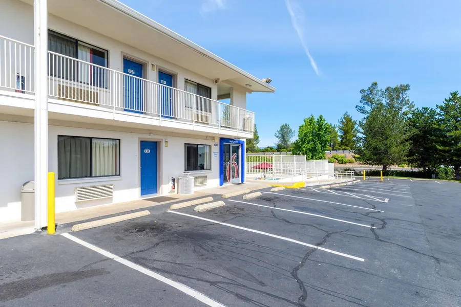 Motel 6 Redding, CA - Central hotel detail image 6
