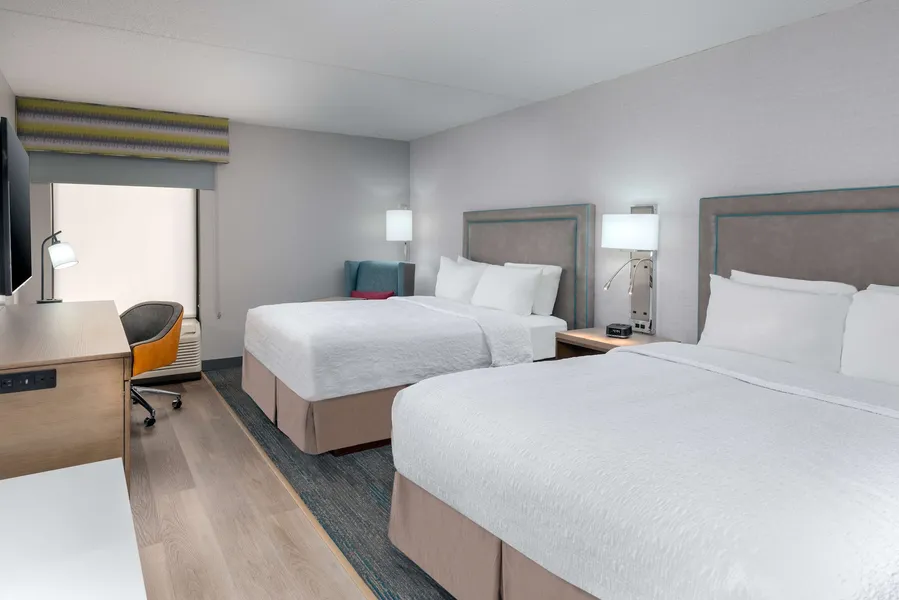 Hampton Inn Hartford/Airport hotel detail image 6